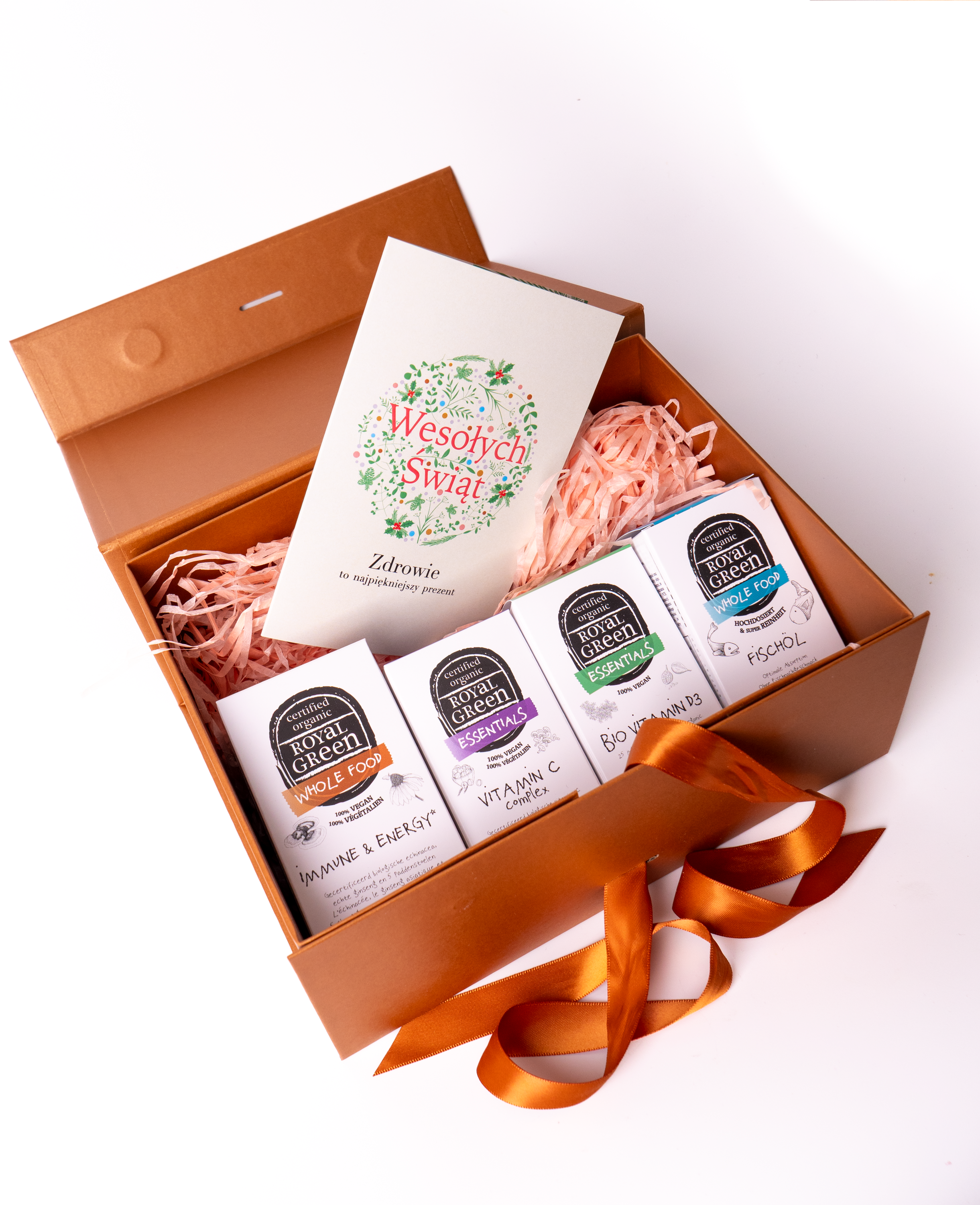 Świąteczny zestaw naturalnych ekologicznych suplementów Royal Green wspierający holistycznie odporność i energię: ekologiczny kompleks Odporność i Energia, ekologiczna Witamina C kompleks Bio, Ekologiczna Witamina D3 Bio, czysty Olej Rybny Omega-3