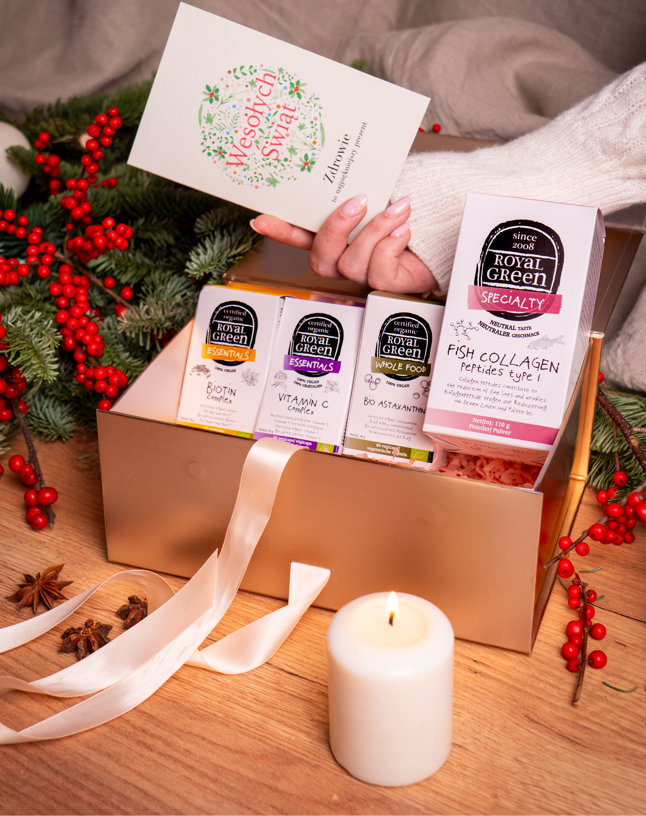 Świąteczny zestaw naturalnych suplementów Royal Green dla kobiet holistycznie wspierających skórę, antyaging, włosy i paznokcie. antyoksydanty: Astaksantyna Bio, Witamina C kompleks Bio, biotyna Bio i Kolagen Rybi Peptydy Typu 1