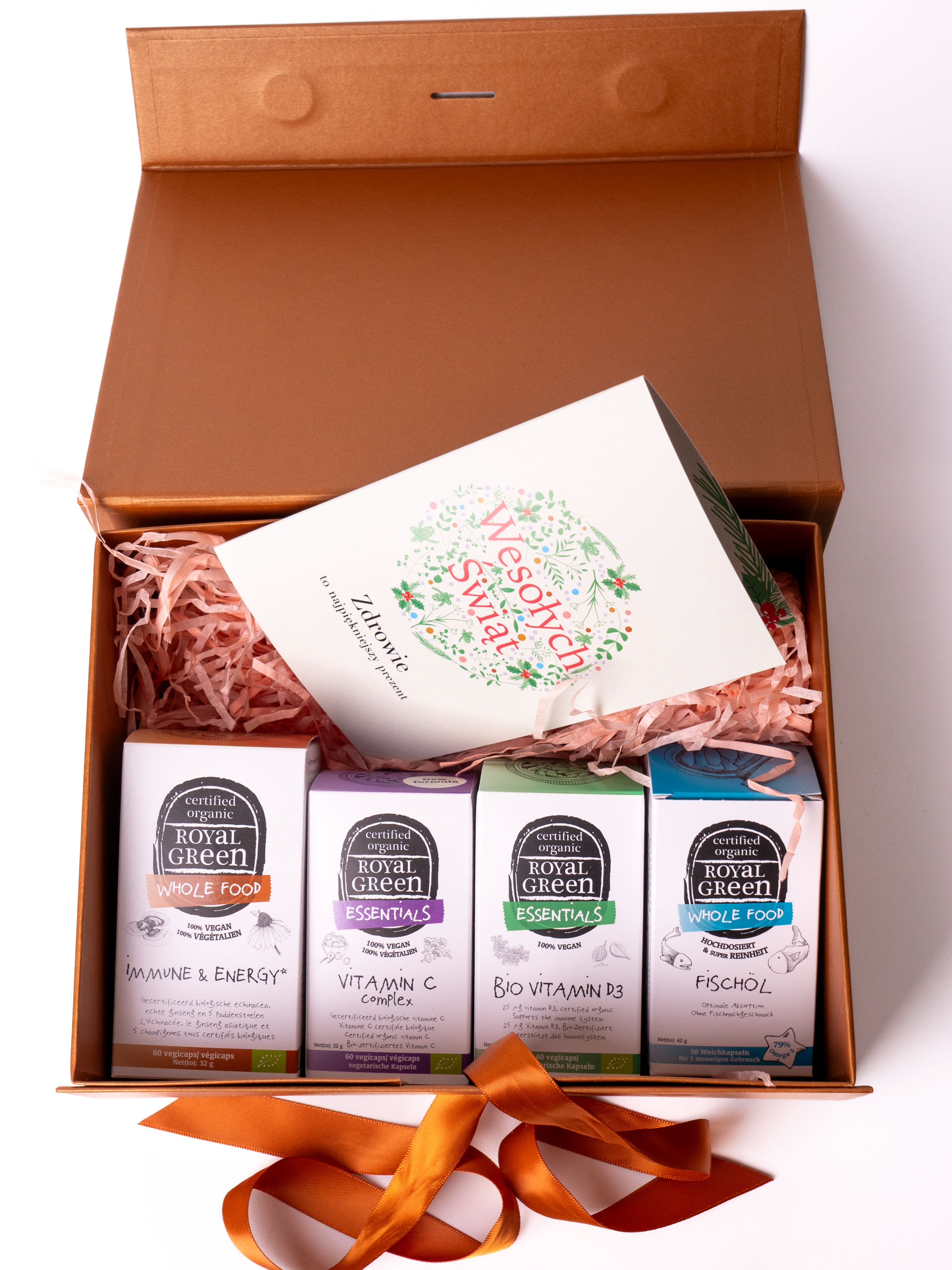 Świąteczny zestaw naturalnych ekologicznych suplementów Royal Green wspierający holistycznie odporność i energię: ekologiczny kompleks Odporność i Energia, ekologiczna Witamina C kompleks Bio, Ekologiczna Witamina D3 Bio, czysty Olej Rybny Omega-3