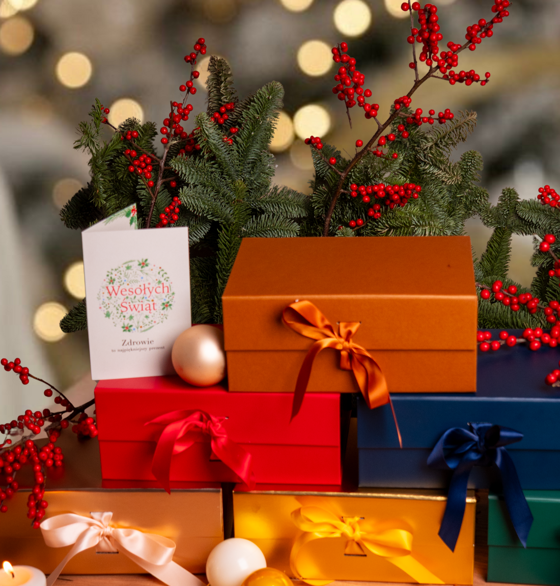 Zestawy prezentowe zapakowane na święta. Naturalne suplementy w zestawie dla kobiety, dla mężczyzny, dla babci i dziadka